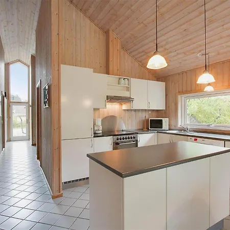 1441-aakirkeby-strandparken-14 Tatil Evi Vester Somarken