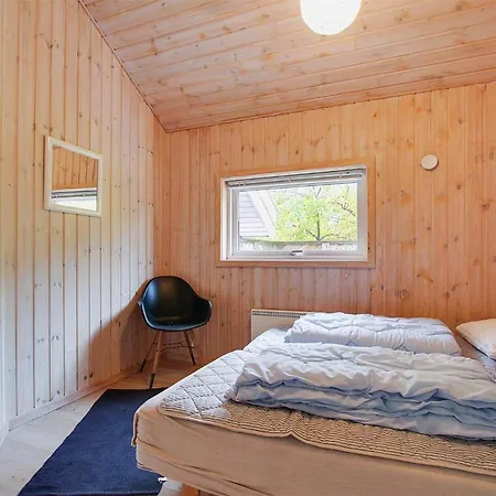 1441-aakirkeby-strandparken-14