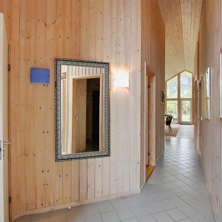 1441-aakirkeby-strandparken-14