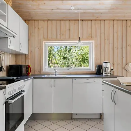 Vakantiehuis 1441-aakirkeby-strandparken-14 *