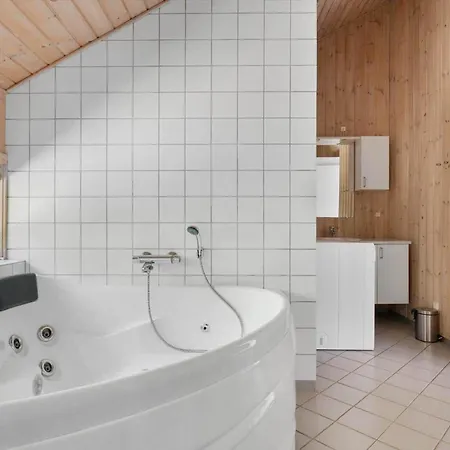 Vakantiehuis 1441-aakirkeby-strandparken-14